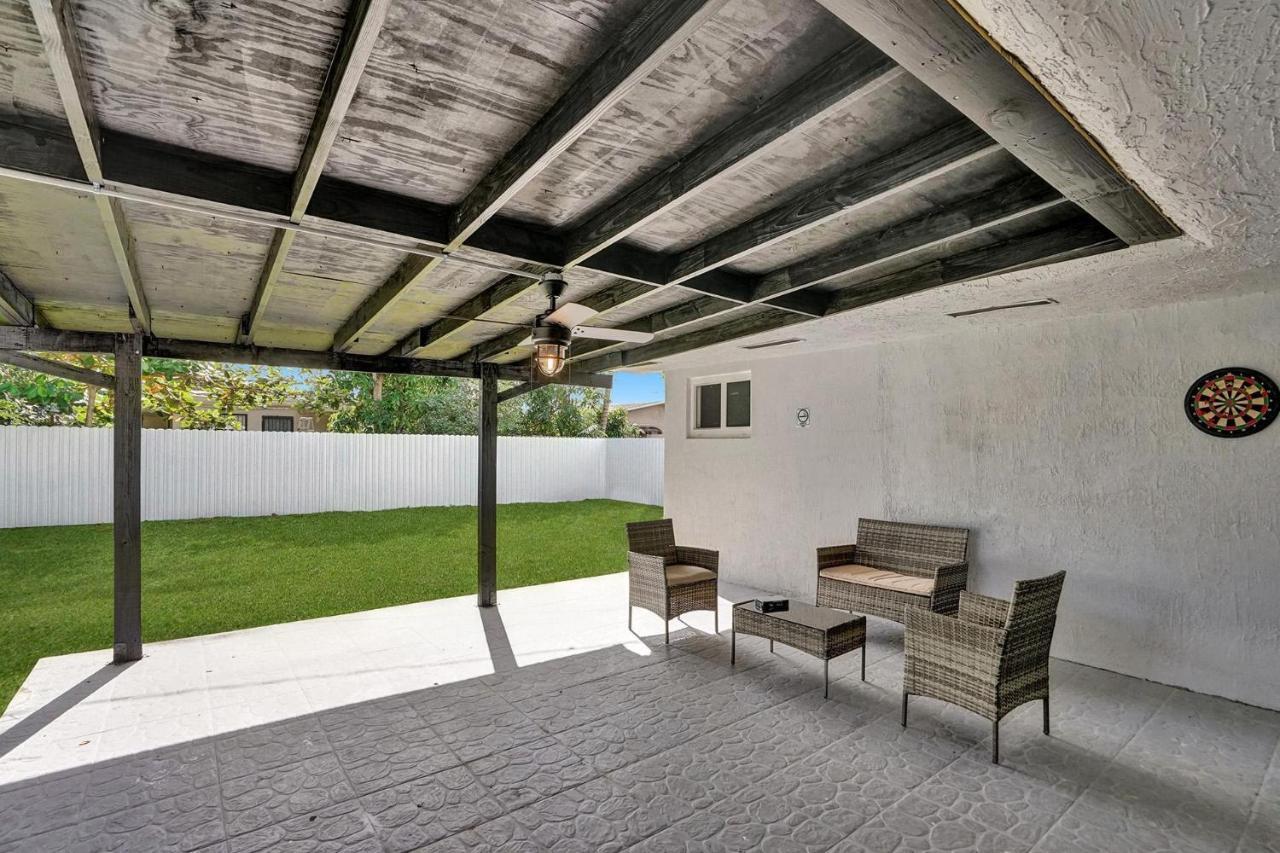 Cryptocabana Miami Extérieur photo