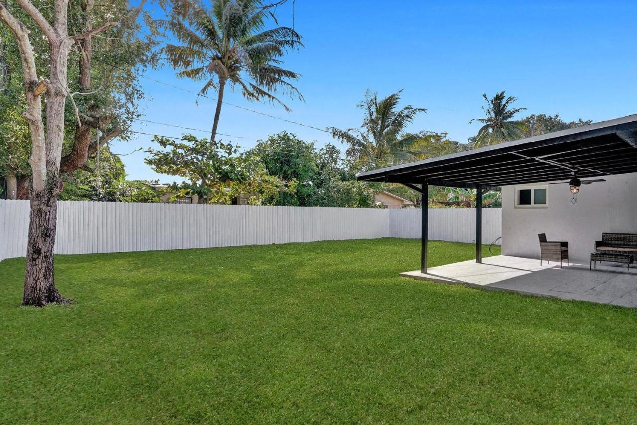 Cryptocabana Miami Extérieur photo