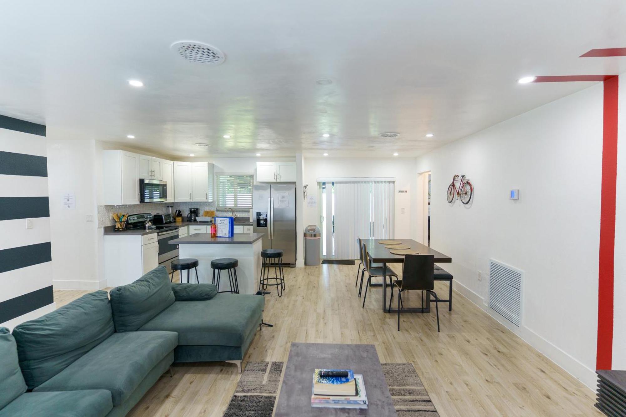 Cryptocabana Miami Extérieur photo